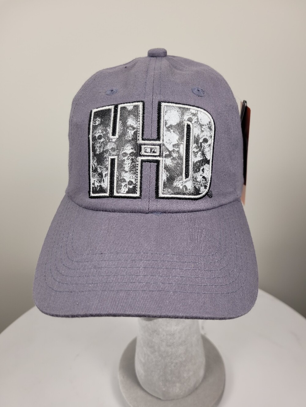 Brand New 2008 Harley Davidson Grey Skull Pattern Snapback Cap Hat